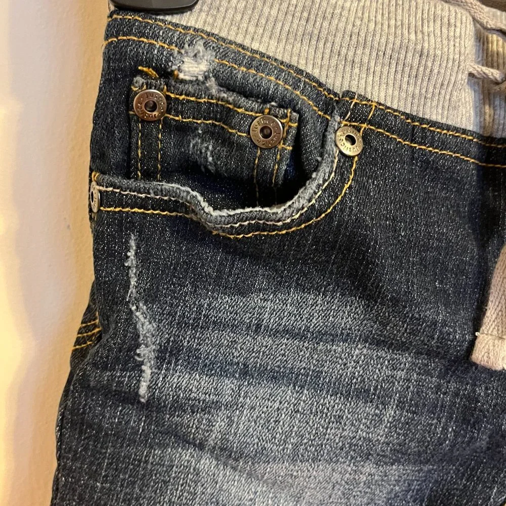 Justice distressed jean shorts size 8